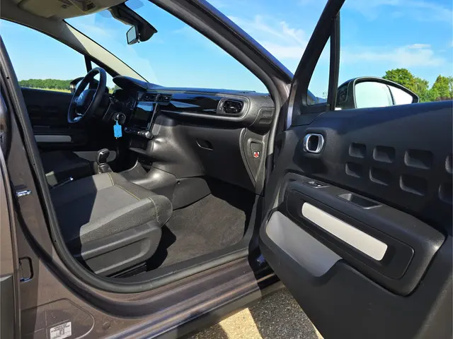 Citroën C3 1.2 PureTech 2022 Benzine 11