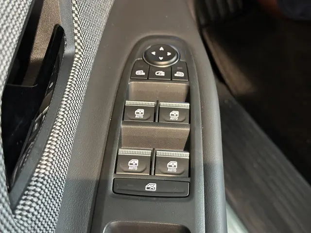 Renault 4 comfort range iconic 52 kWh 2026 Elektrisch 23