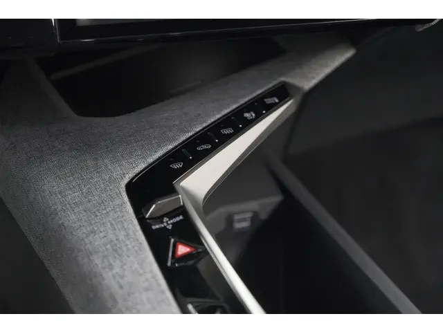 Peugeot 5008 1.2 Hybrid 136 Allure 2025 Hybride Benzine 39