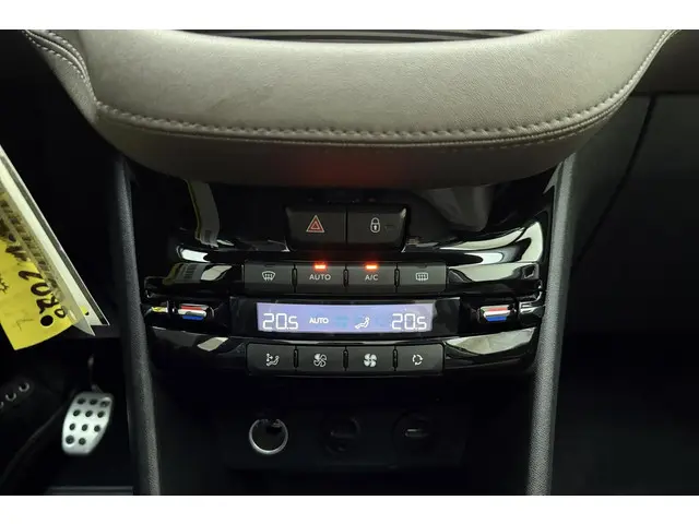 Peugeot 2008 1.6 VTi Féline 2013 Benzine 25