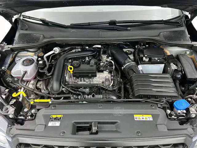 SEAT Arona 1.0 EcoTSI Style Connect 2024 Benzine 31