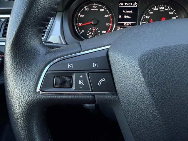 SEAT Toledo 1.2 TSI Style Business 2016 Benzine 12