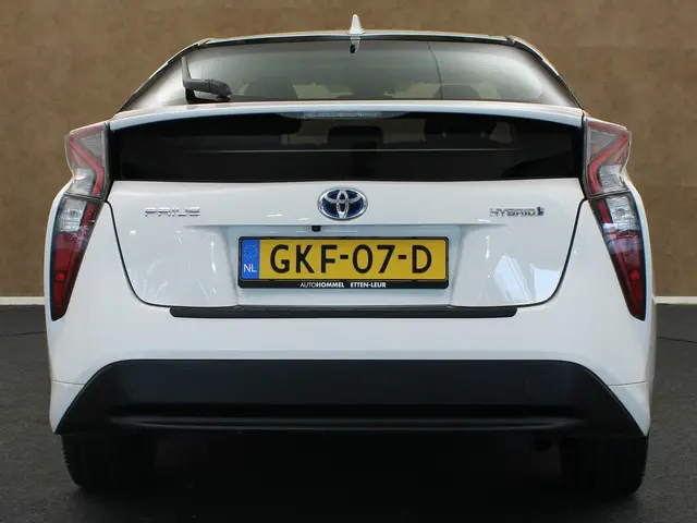 Toyota Prius 1.8 Active 2018 Hybride Benzine 13