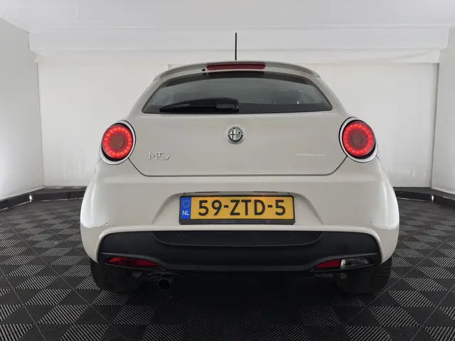 Alfa Romeo MiTo 0.9 TwinAir Distinctive 2013 Benzine 5