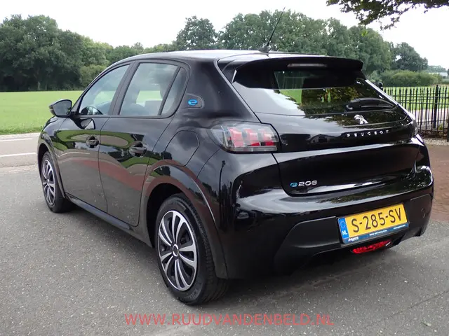 Peugeot e-208 EV Active 50 kWh 2023 Elektrisch 5