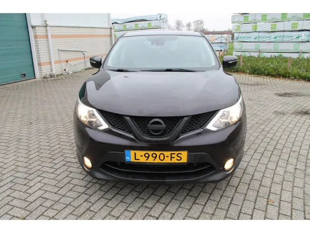 Nissan QASHQAI 1.2 Acenta 2014 Benzine 2