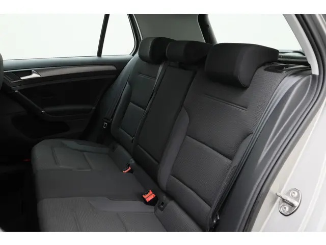 Volkswagen e-Golf E-DITION 2020 Elektrisch 12