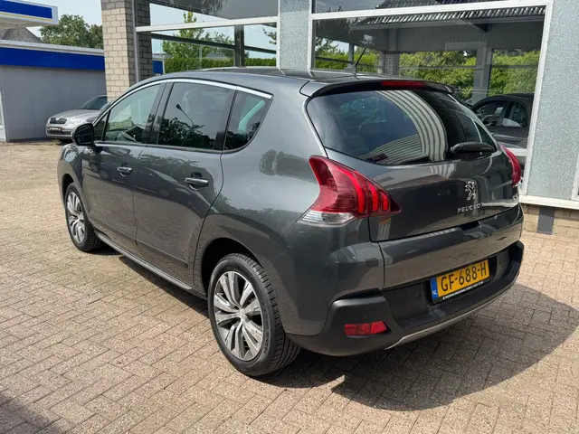 Peugeot 3008 1.6 VTi Style 2015 Benzine 2