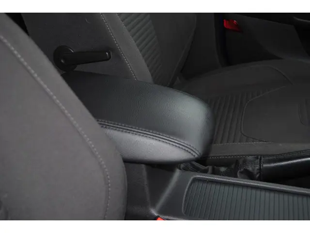 Ford Focus Wagon 1.0 Titanium 2016 Benzine 8