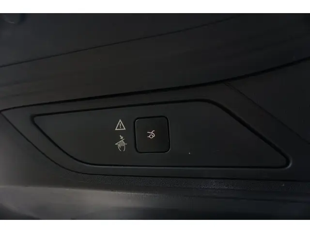 Citroën Grand C4 Picasso 1.6 e-THP Shine 2018 Benzine 25