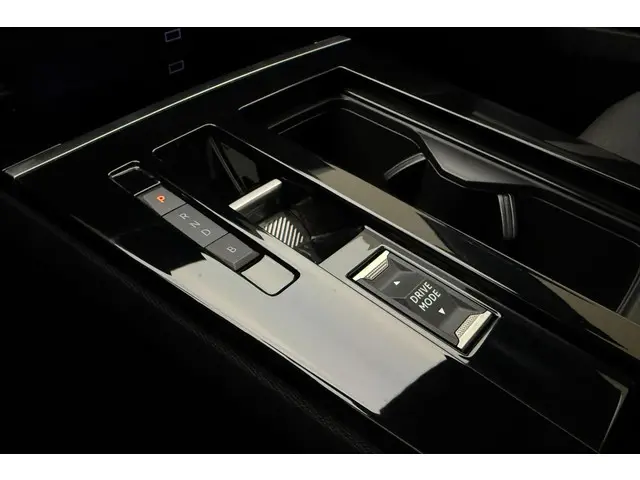 Opel Astra 1.6 Hybrid Level 4 2024 Hybride Benzine 20