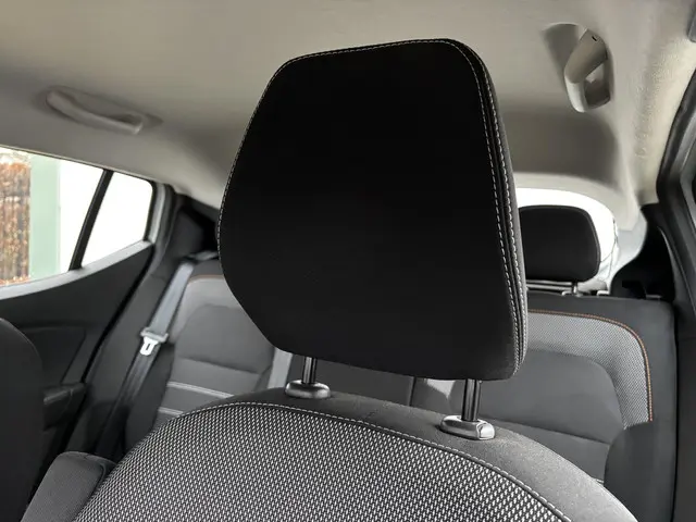 Dacia Sandero Stepway 1.0 TCe 90 Comfort 2023 Benzine 26