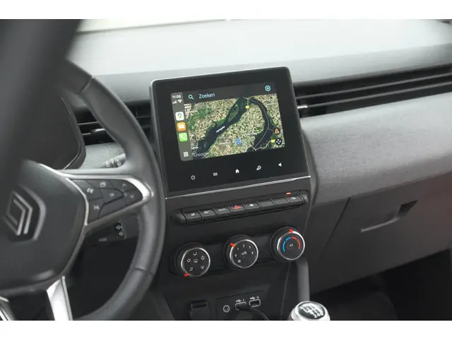 Renault Clio TCe 90 GPF Evolution 2024 Benzine 61