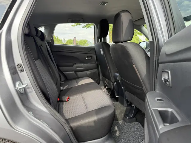 Mitsubishi ASX 1.6 Intro Edition ClearTec 2012 Benzine 9