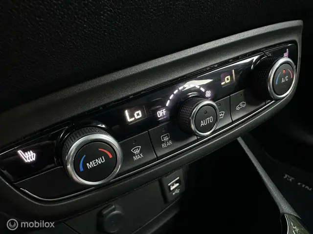 Opel Crossland X 1.2 Turbo Innovation 2019 Benzine 18