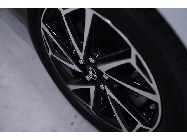 Toyota Yaris 1.5 Hybrid 115 Comfort 2022 Hybride Benzine 27