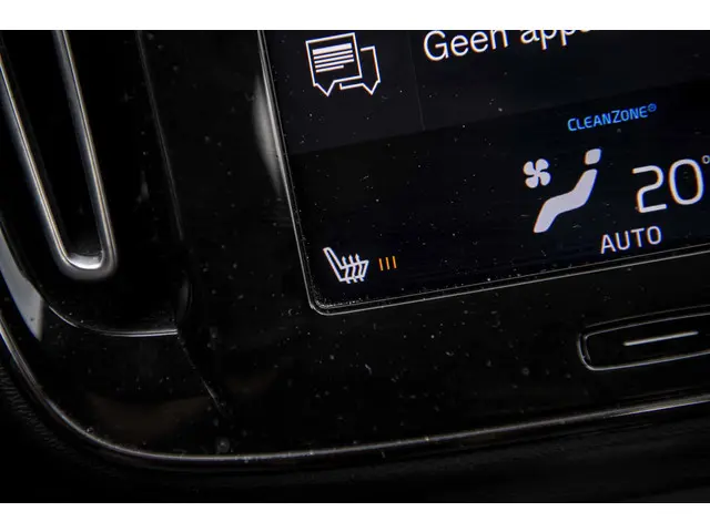 Volvo XC40 2.0 T4 Momentum 2019 Benzine 25