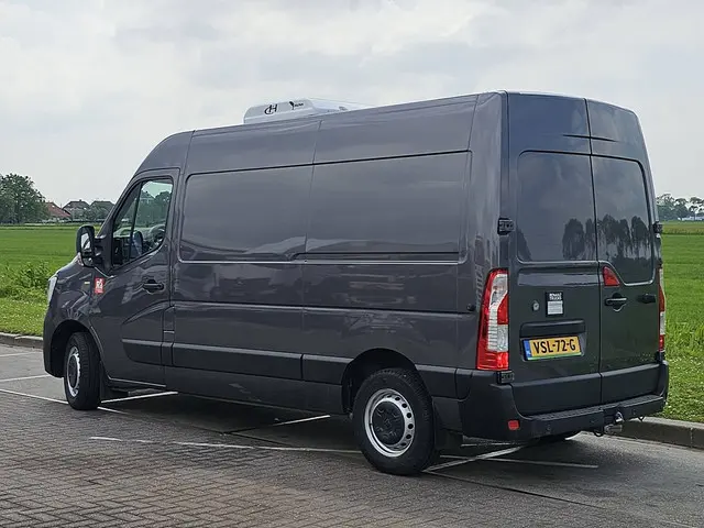 Renault Master 2.3 2023 Diesel 6