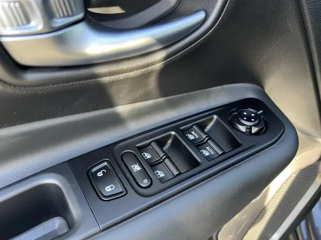 Jeep Renegade 1.5T e-Hybrid Limited 2022 Benzine 14