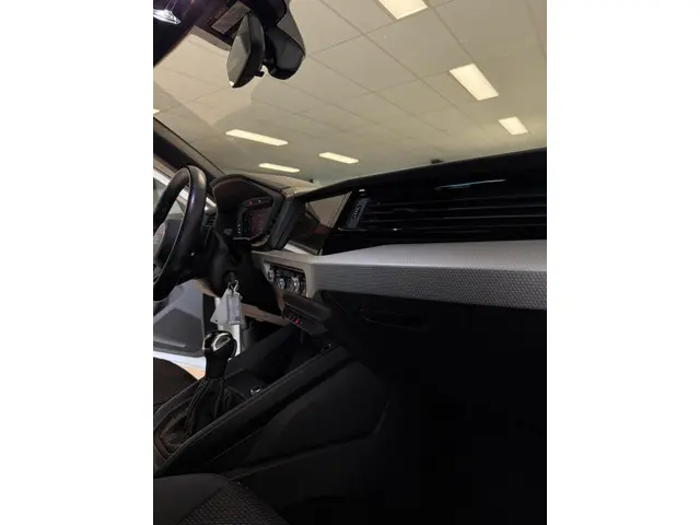 Audi A1 Sportback 35 TFSI S edition 2022 Benzine 15