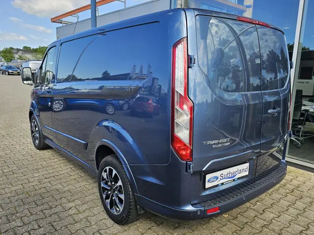 Ford Transit Custom 3
