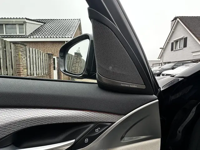 BMW 5 Serie 518d M-Sport High Executive 2020 Diesel 9