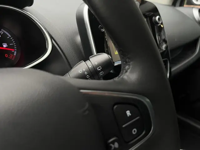 Renault Clio 0.9 TCe Limited 2018 Benzine 26