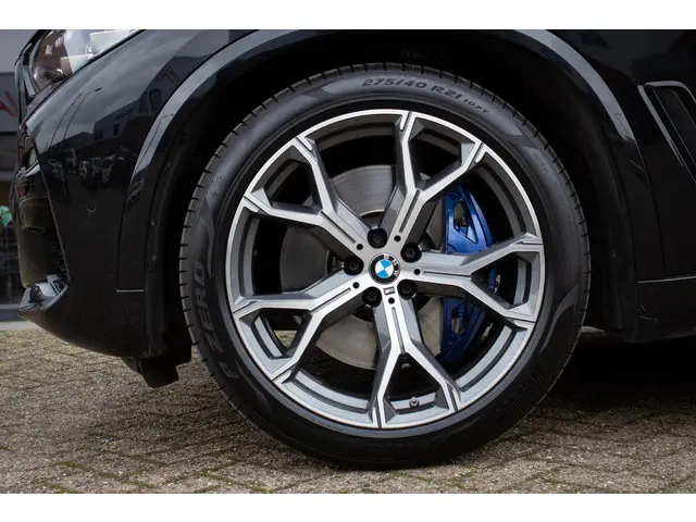 BMW X5 xDrive40i High Executive 2018 Benzine 38
