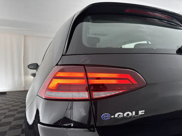 Volkswagen e-Golf E-DITION 2020 Elektrisch 25