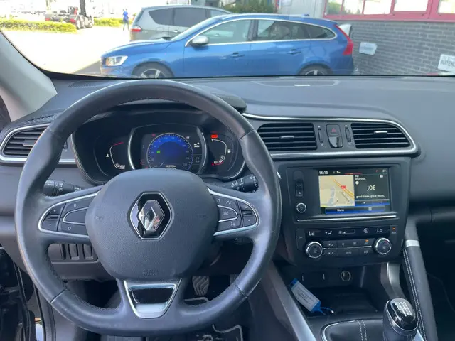 Renault Kadjar 1.2 TCe Bose / navigatie 2015 Benzine 7