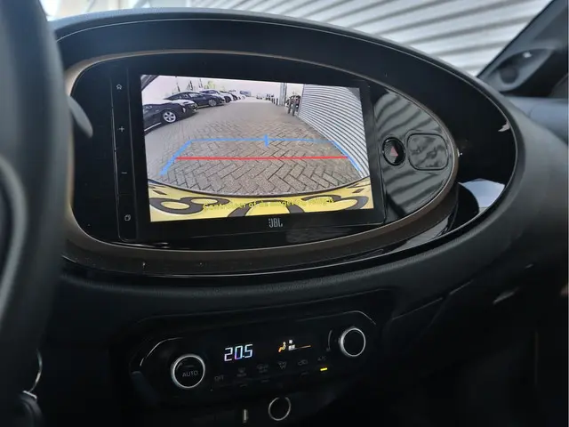 Toyota Aygo X 1.0 VVT-i MT Envy 2022 Benzine 18