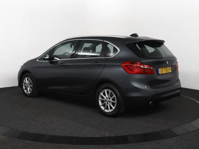 BMW 2 Serie Active Tourer 220i Essential 2015 Benzine 7
