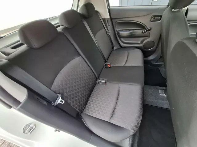 Mitsubishi Space Star 1.2 Connect+ 2023 Benzine 26