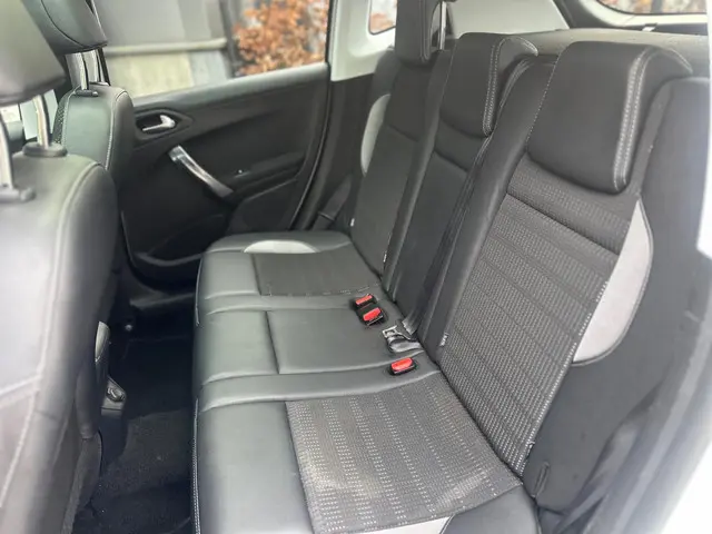 Peugeot 2008 1.2 PureTech Pano - Cruise - Navi 2014 Benzine 13