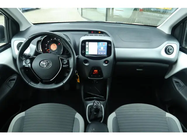 Toyota Aygo 1.0 VVT-I X-CITE 2019 Benzine 12