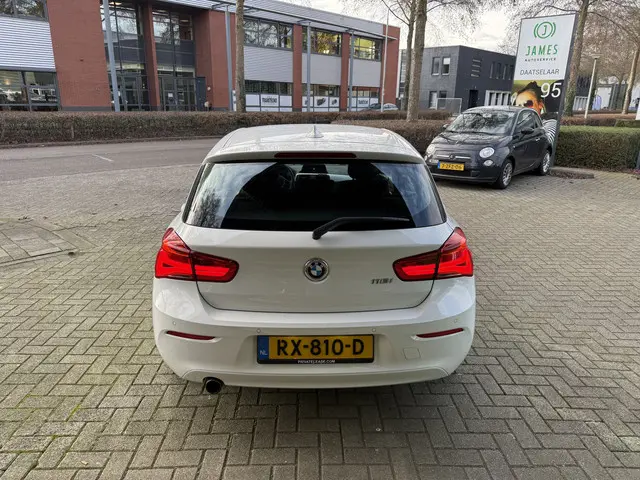 BMW 1 Serie 118i Executive Automaat 2018 Benzine 4