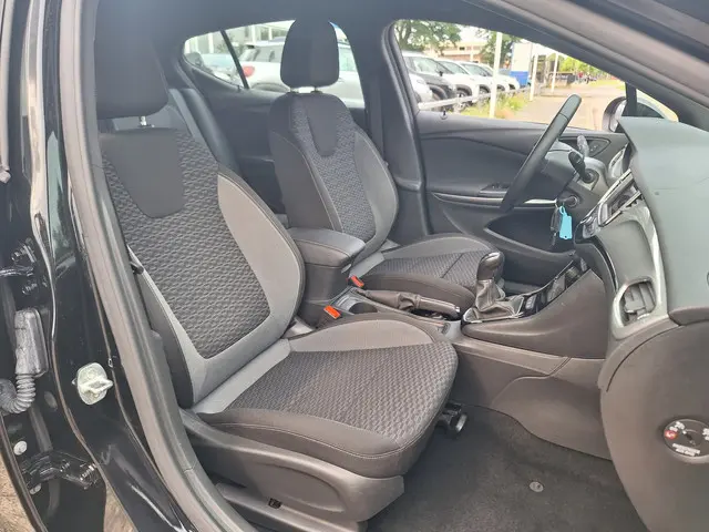 Opel Astra 1.2 Edition 130PK 2021 Benzine 15