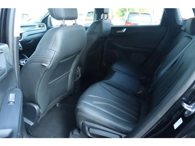 Ford Kuga 2.5 PHEV VIGNALE 2021 Hybride Benzine 14