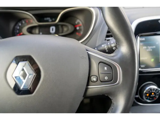 Renault Captur 0.9 TCe Intens 2018 Benzine 32