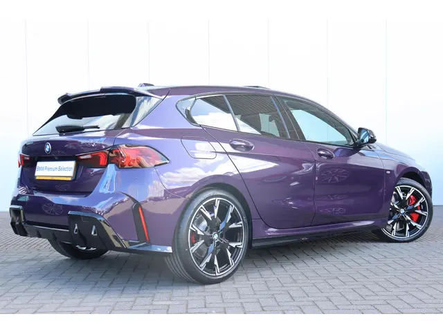 BMW 1 Serie 120 M Sport Design Edition 2025 Benzine 6