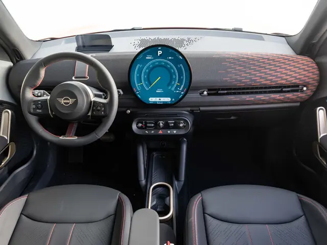 MINI Aceman SE 2025 Elektrisch 7