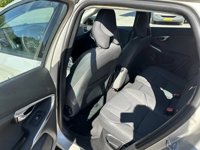 Volvo V40 Cross Country 1.5 T3 Nordic+ 2017 Benzine 9