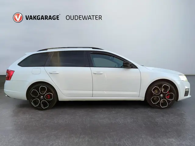 Škoda Octavia Combi 2.0 TSI RS + * Leder * Carplay * 2014 Benzine 7