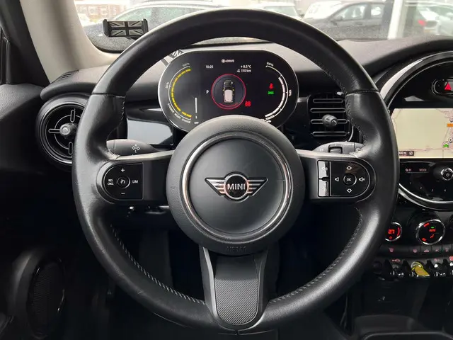 MINI Electric Mini Essential 33 kWh 2021 Elektrisch 7