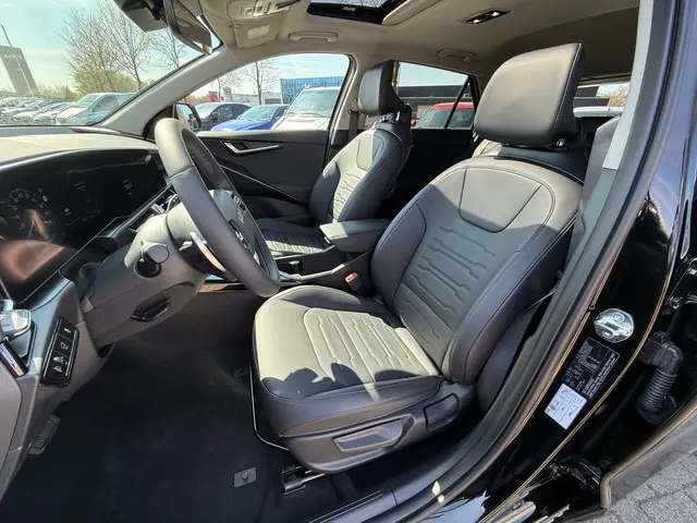 Kia Niro EV DynamicPlusLine 64.8 kWh 2024 Elektrisch 16