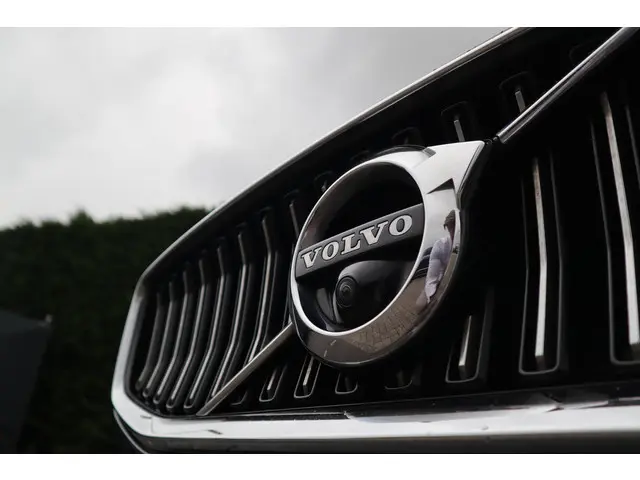 Volvo V60 2.0 B3 Inscription 2020 Benzine 9