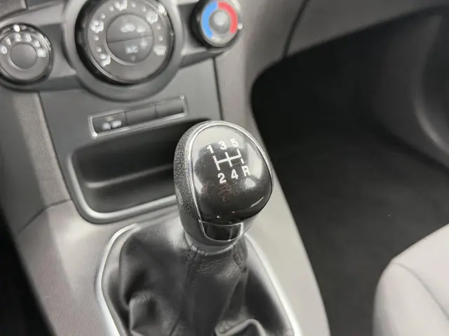Ford Fiesta 1.0 Style 2015 Benzine 16