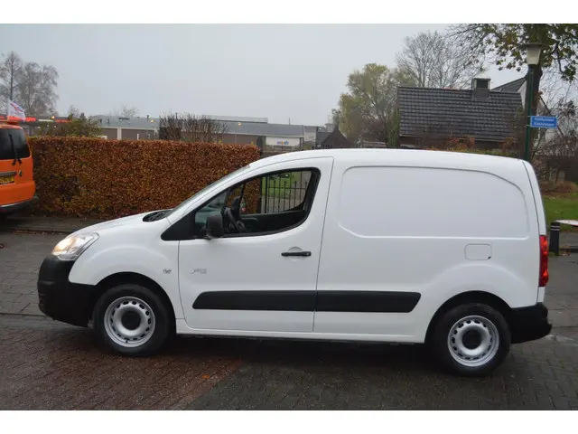 Citroën Berlingo 1.6 BlueHDI 75 Comfort 2017 Diesel 22