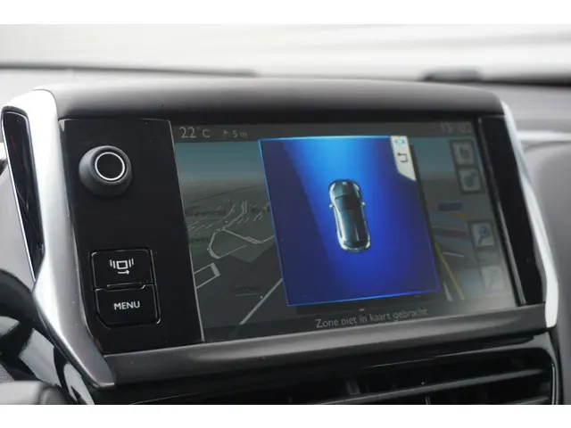 Peugeot 208 1.2 e-VTi Envy 2014 Benzine 14