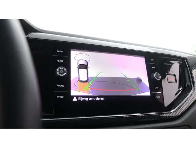 Volkswagen Polo 1.0 TSI 95pk Life Business 2024 Benzine 24